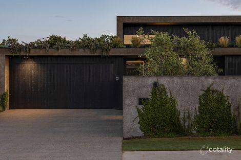 27 Catherine Cct, Middle Ridge, QLD 4350