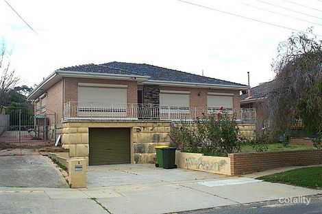 2 Porter St, Beaconsfield, WA 6162