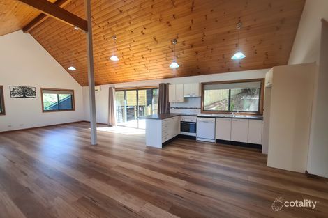 Property photo of 1 Hasluck Drive Watanobbi NSW 2259