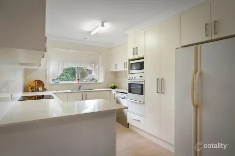 Property photo of 21 Poplar Place Lugarno NSW 2210