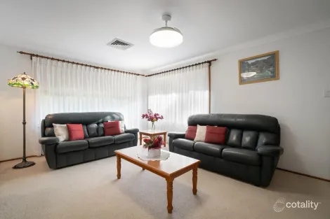 Property photo of 21 Poplar Place Lugarno NSW 2210
