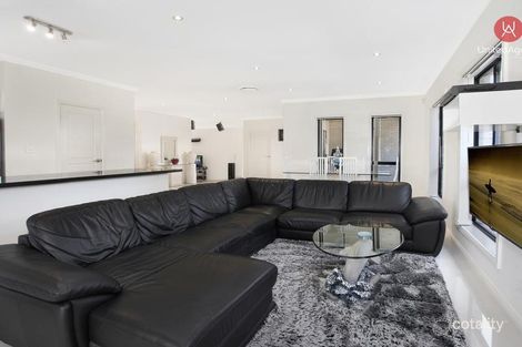 Property photo of 6 Laurieton Road Carnes Hill NSW 2171