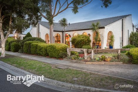 Property photo of 26 Beau Vorno Avenue Keysborough VIC 3173