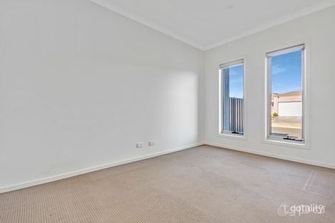 Property photo of 22A Hindmarsh Drive Manor Lakes VIC 3024