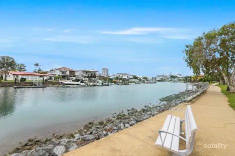 Property photo of 2/32 Burrows Street Biggera Waters QLD 4216