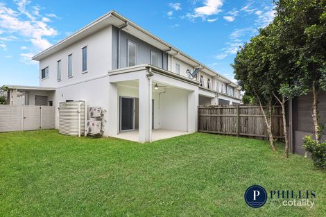 Property photo of 42 North Quay Circuit Hope Island QLD 4212