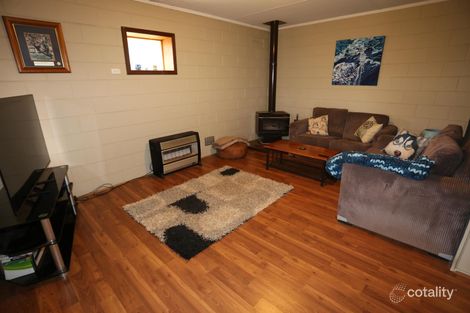 Property photo of 42 Mallee Drive Kambalda West WA 6442