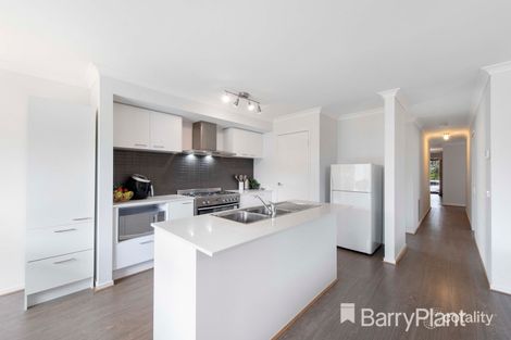 Property photo of 50 Arkins Circuit Tarneit VIC 3029