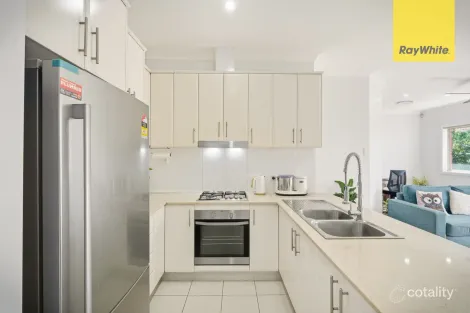 Property photo of 12 Tungarra Road Girraween NSW 2145