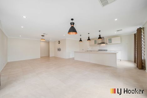 Property photo of 4 Harden Park Trail Carramar WA 6031