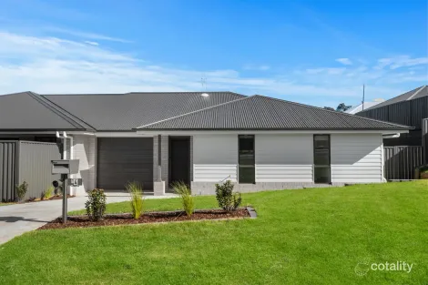 1/4 Wickersley St, Farley, NSW 2320