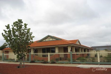 Property photo of 31 Cuthbert Drive Hillside VIC 3037