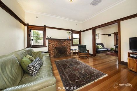 Property photo of 25 Murrumbeena Crescent Murrumbeena VIC 3163