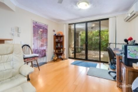 3/4 Mawarra St, Palm Beach, QLD 4221