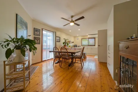 6 Scoresby St, Kerang, VIC 3579