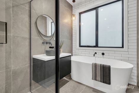 Property photo of 14 Langdale Drive Croydon Hills VIC 3136