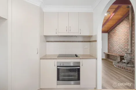 Property photo of 20 Bradley Street Springwood QLD 4127