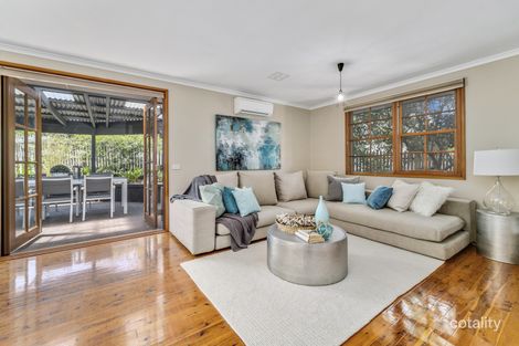 Property photo of 10 Hayward Street Macgregor ACT 2615