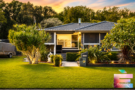 Property photo of 20 Cabbage Tree Palm Crescent Pelican NSW 2281