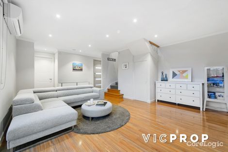 Property photo of 4/4 Phillip Avenue Box Hill North VIC 3129