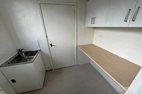 Property photo of 15/495 Raymond Street Sale VIC 3850