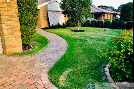 Property photo of 13 Willunga Court Berwick VIC 3806