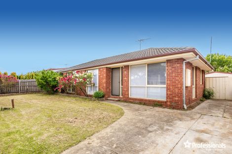 38 Walsingham Cres, Kurunjang, VIC 3337
