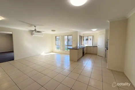 Property photo of 8 Benjamin Court Yamanto QLD 4305