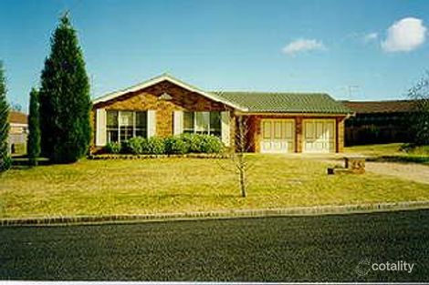 30 Sir Donald Bradman Dr, Bowral, NSW 2576