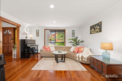 Property photo of 48 Thompson Circuit Mill Park VIC 3082