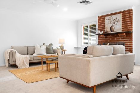 Property photo of 23 Dirkala Close Belmont North NSW 2280