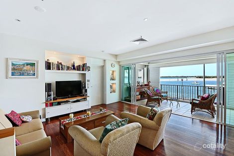 Property photo of 3/326-342 Marine Parade Labrador QLD 4215
