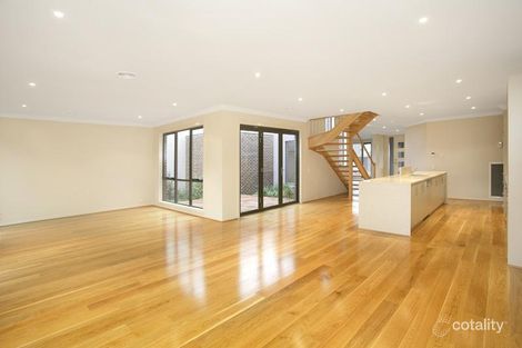 Property photo of 4 Woolcock Close Burwood VIC 3125