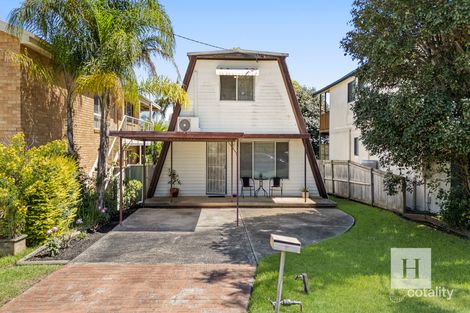 11 Marmion St, Mannering Park, NSW 2259