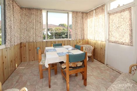 Property photo of 105 Watsons Road Glen Waverley VIC 3150