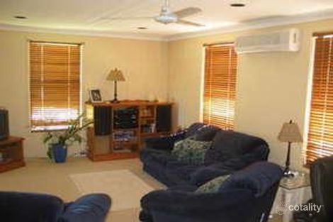 Property photo of 18 Jenalyn Crescent Avoca QLD 4670