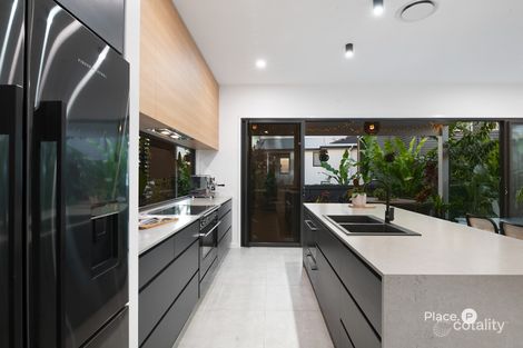 Property photo of 18 Bundah Street Camp Hill QLD 4152