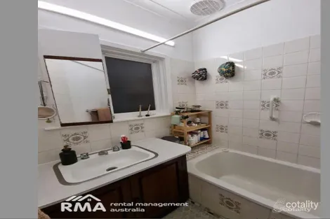 Property photo of 95 Boundary Road St James WA 6102