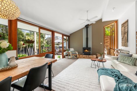 Property photo of 16 Burrendong Place Avalon Beach NSW 2107