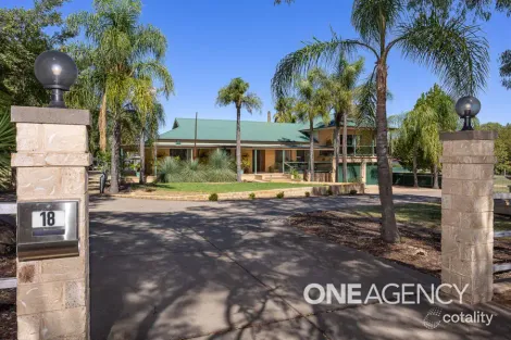 Property photo of 18 Kyeamba Avenue Lake Albert NSW 2650