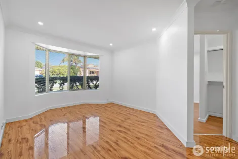 Property photo of 4 Yorn Circuit Beeliar WA 6164