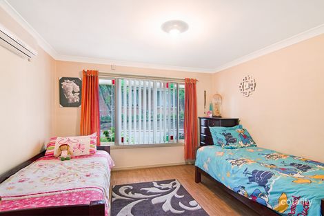 Property photo of 16/6 Binalong Road Pendle Hill NSW 2145