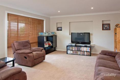 13 Kirrang Ave, Glenfield Park, NSW 2650