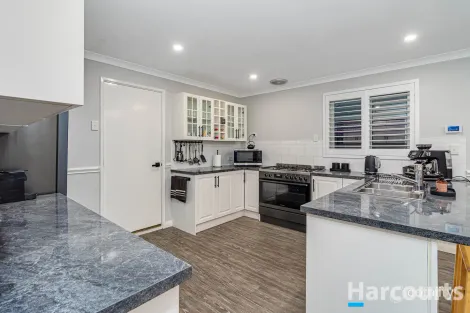 Property photo of 12 Moree Lane Quinns Rocks WA 6030