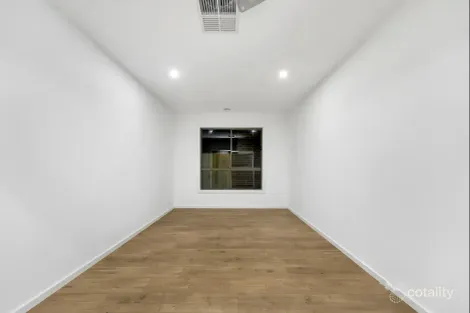 Property photo of 4 Rouge Avenue Wollert VIC 3750