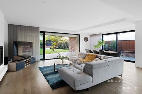 Property photo of 5 Beddoe Street Research VIC 3095