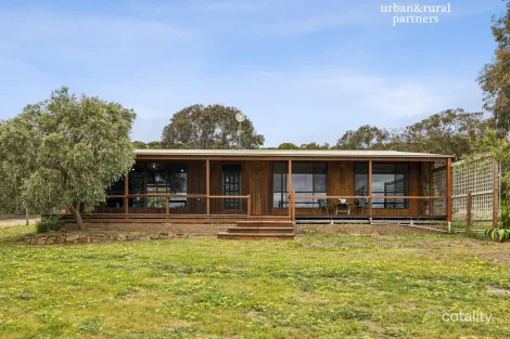29 MIN OIL RD, NEPEAN BAY, SA 5223