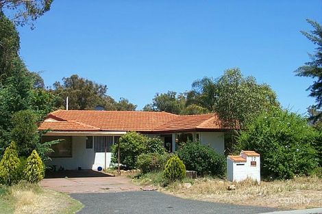 17 Thompson Dr, Wanneroo, WA 6065