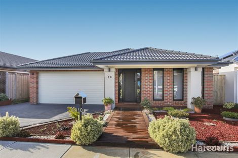 Property photo of 10 Bernfae Avenue Clyde VIC 3978