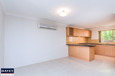 Property photo of 1/249 St Brigids Terrace Doubleview WA 6018